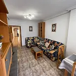 Luxury 2 Bedrooms With A Garage شقة *