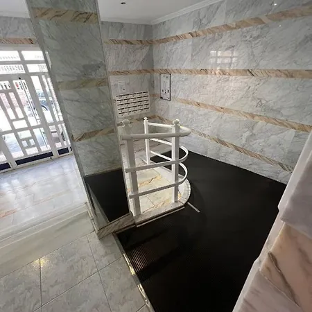 Apartment Luxury 2 Bedrooms With A Garage *