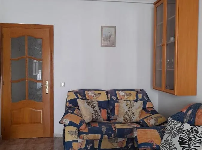 Luxury 2 Bedrooms With A Garage Lägenhet *